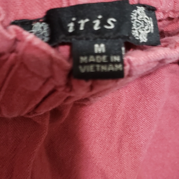 A Salmon colored casual shorts - Picture 4 of 5